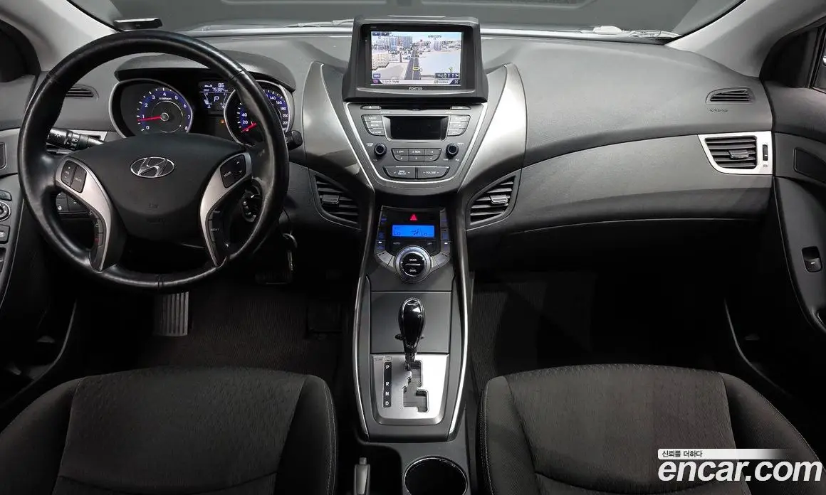 Hyundai Avante 2013 1.6 автомат (гидро), фото 7