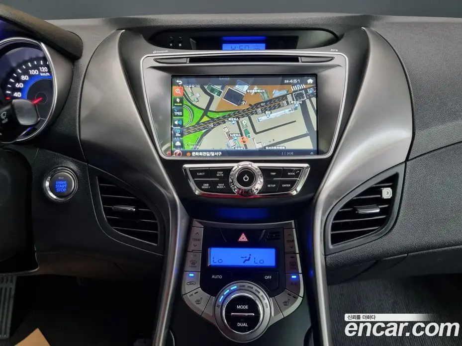 Hyundai Avante 2013 1.6 автомат (гидро), фото 9