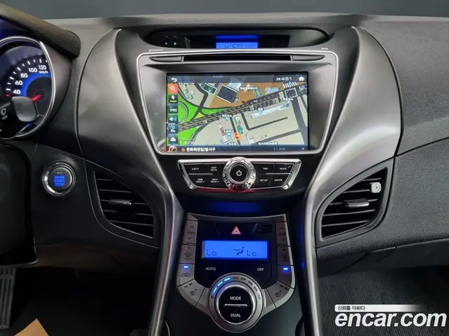 Hyundai Avante 2013 1.6 автомат (гидро), миниатюра 9