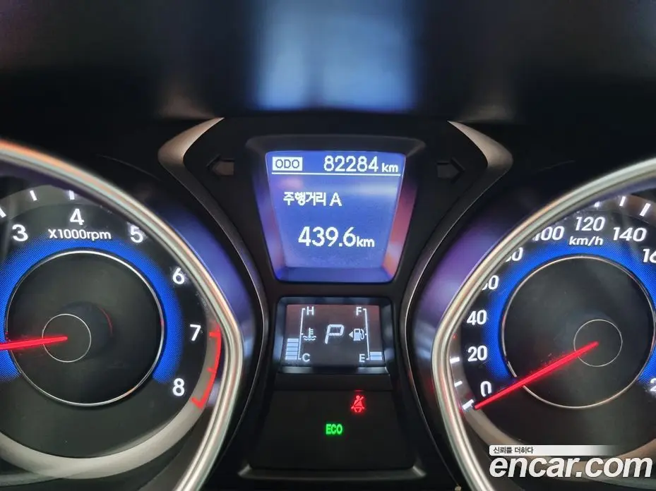 Hyundai Avante 2013 1.6 автомат (гидро), фото 10