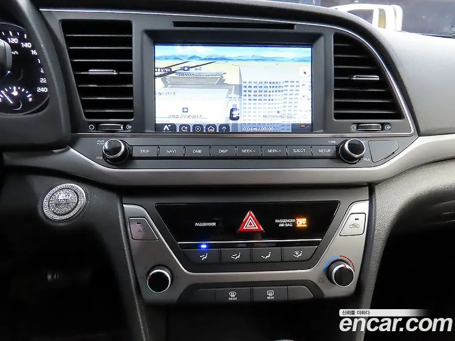 Hyundai Avante 2017 1.6 автомат (гидро), фото 12