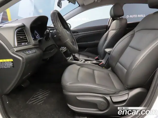 Hyundai Avante 2017 1.6 автомат (гидро), миниатюра 6