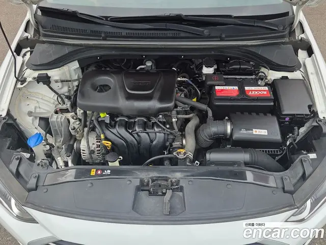 Hyundai Avante 2018 1.6 автомат (гидро), миниатюра 7 Hyundai Avante 2018 1.6 автомат (гидро), миниатюра 7