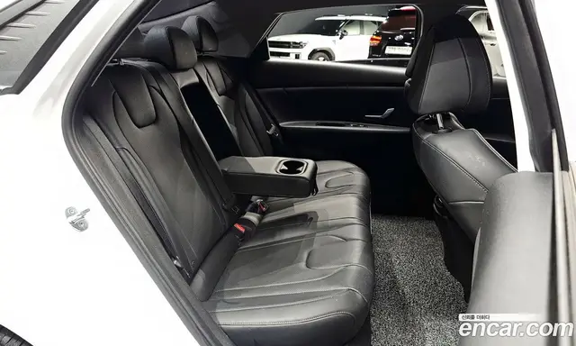 Hyundai Avante 2020 1.6 автомат (гидро), миниатюра 11 Hyundai Avante 2020 1.6 автомат (гидро), миниатюра 11