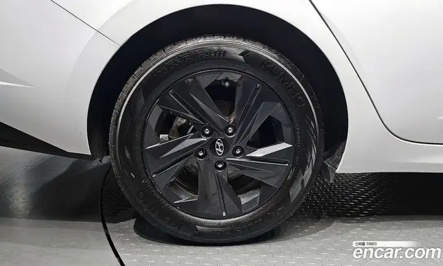 Hyundai Avante 2020 1.6 автомат (гидро), миниатюра 5 Hyundai Avante 2020 1.6 автомат (гидро), миниатюра 5