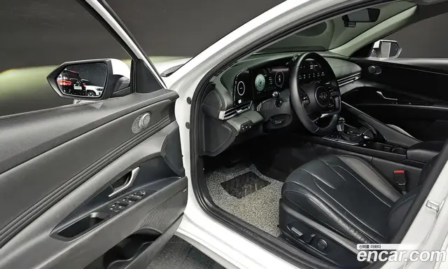 Hyundai Avante 2020 1.6 автомат (гидро), миниатюра 10 Hyundai Avante 2020 1.6 автомат (гидро), миниатюра 10