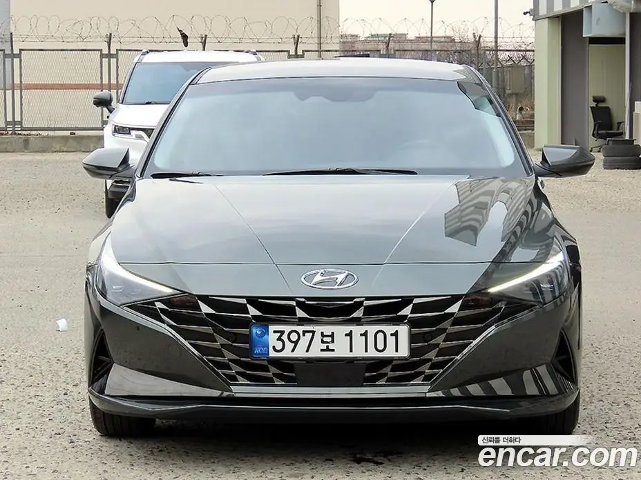 Hyundai Avante 2022 1.6 автомат (гидро), фото 3 Hyundai Avante 2022 1.6 автомат (гидро), фото 3