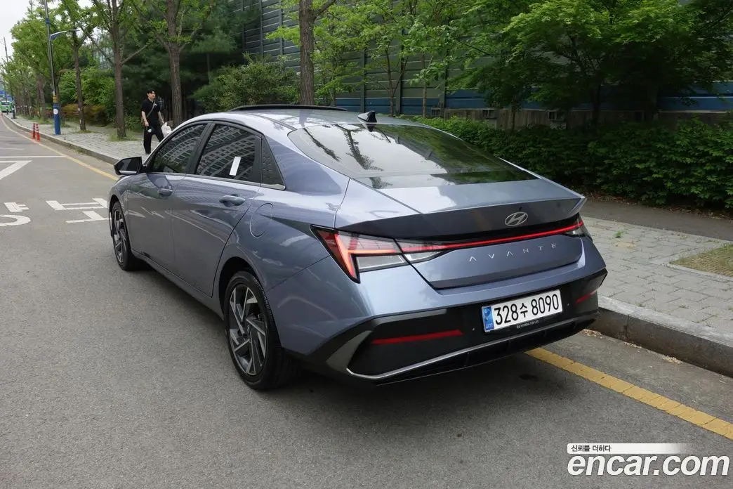 Hyundai Avante 2023 1.6 автомат (гидро), фото 5 Hyundai Avante 2023 1.6 автомат (гидро), фото 5