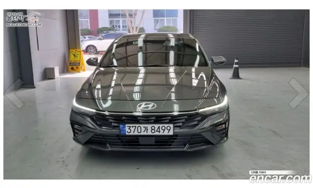 Hyundai Avante 2023 1.6 автомат (гидро), миниатюра 3