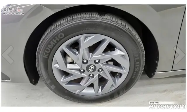 Hyundai Avante 2023 1.6 автомат (гидро), миниатюра 5