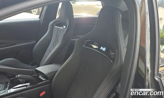 Hyundai Avante 2024 2.0 автомат (гидро), миниатюра 4