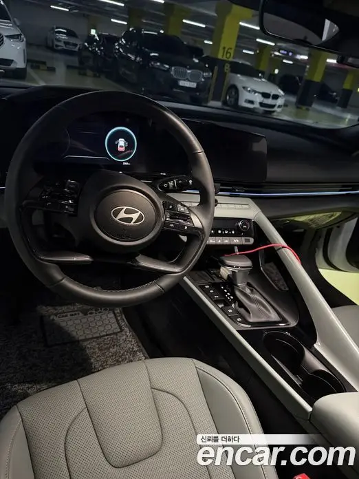 Hyundai Avante 2025 1.6 автомат (гидро), фото 5