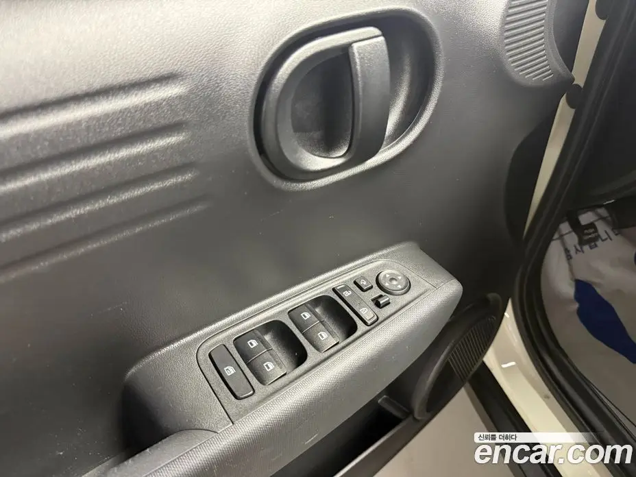 Hyundai Casper 2022 1.0 автомат (гидро), фото 11