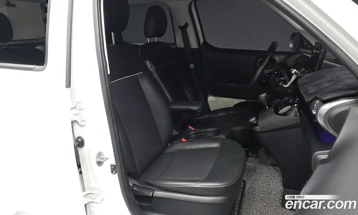 Hyundai Casper 2022 1.0 автомат (гидро), фото 17