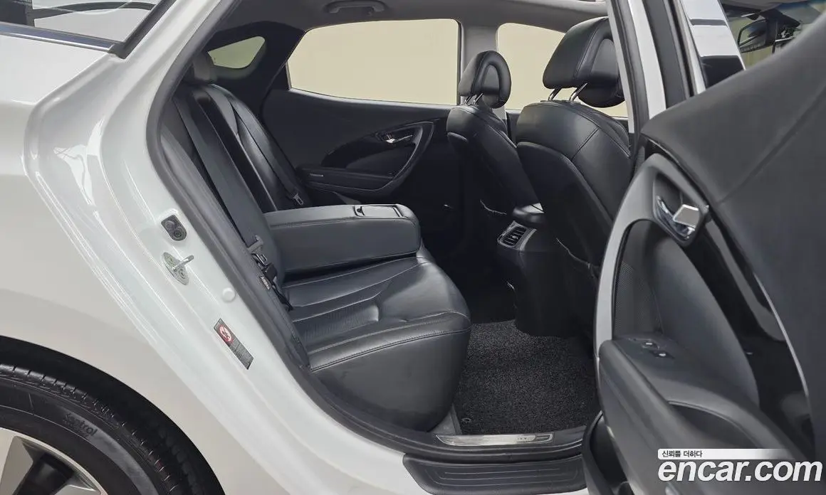Hyundai Grandeur 2016 2.4 автомат (гидро), фото 17