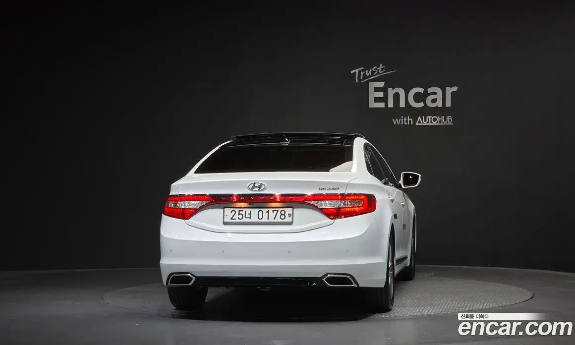 Hyundai Grandeur 2016 2.4 автомат (гидро), фото 4