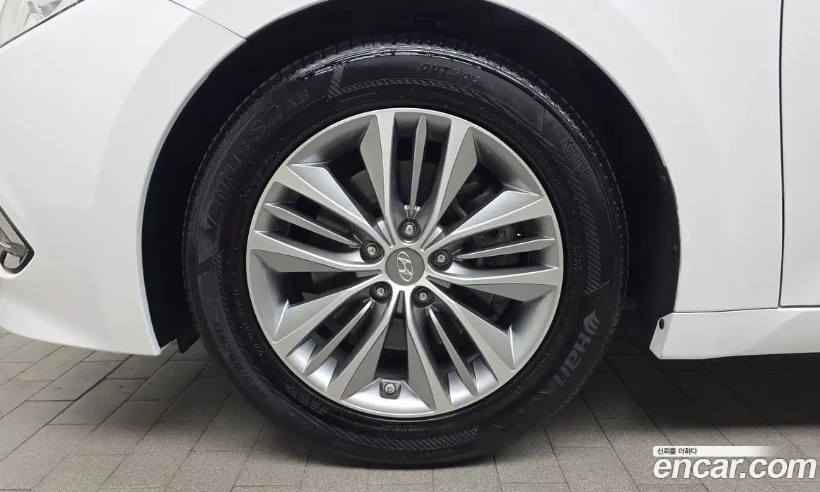 Hyundai Grandeur 2016 2.4 автомат (гидро), фото 5