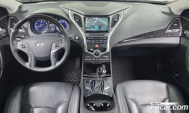 Hyundai Grandeur 2016 2.4 автомат (гидро), миниатюра 10