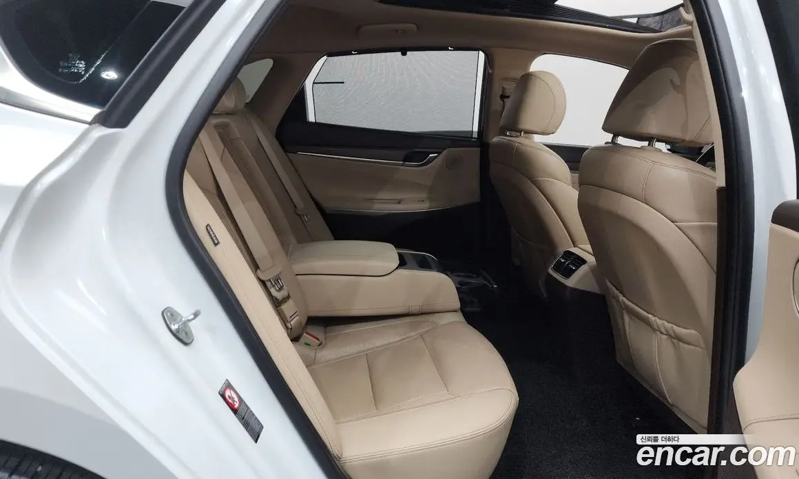 Hyundai Grandeur 2018 2.4 автомат (гидро), фото 17 Hyundai Grandeur 2018 2.4 автомат (гидро), фото 17
