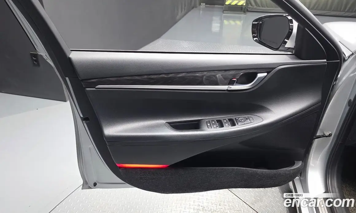 Hyundai Grandeur 2018 3.0 автомат (гидро), фото 14