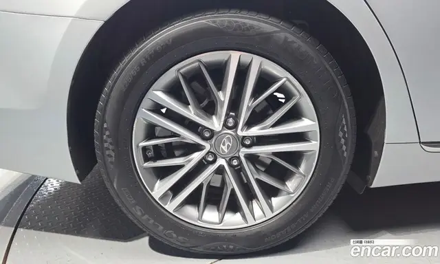Hyundai Grandeur 2018 3.0 автомат (гидро), миниатюра 5