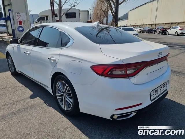 Hyundai Grandeur 2018 2.4 автомат (гидро), миниатюра 4 Hyundai Grandeur 2018 2.4 автомат (гидро), миниатюра 4