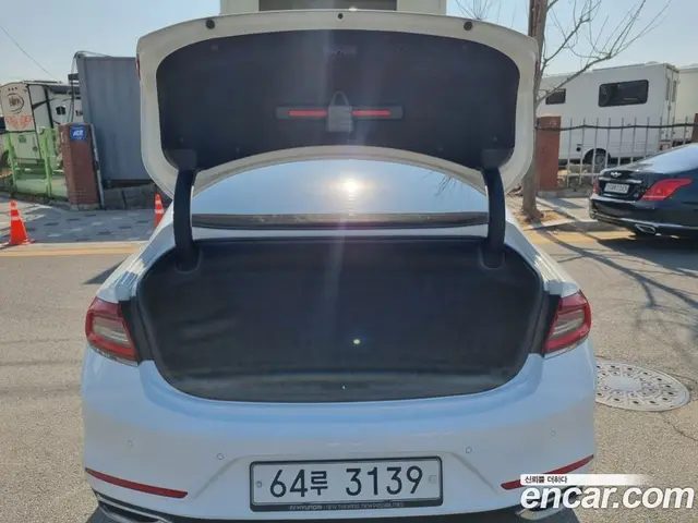 Hyundai Grandeur 2018 2.4 автомат (гидро), миниатюра 5 Hyundai Grandeur 2018 2.4 автомат (гидро), миниатюра 5
