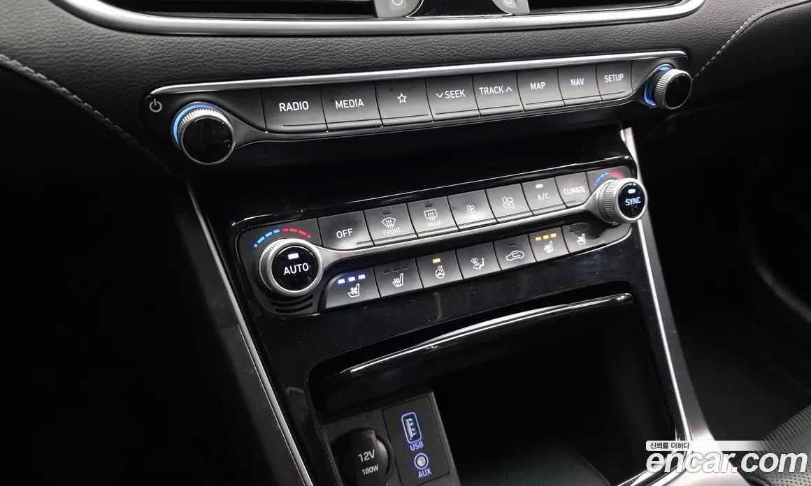 Hyundai Grandeur 2018 2.4 автомат (гидро), фото 16