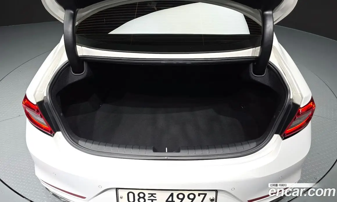 Hyundai Grandeur 2018 2.4 автомат (гидро), фото 20