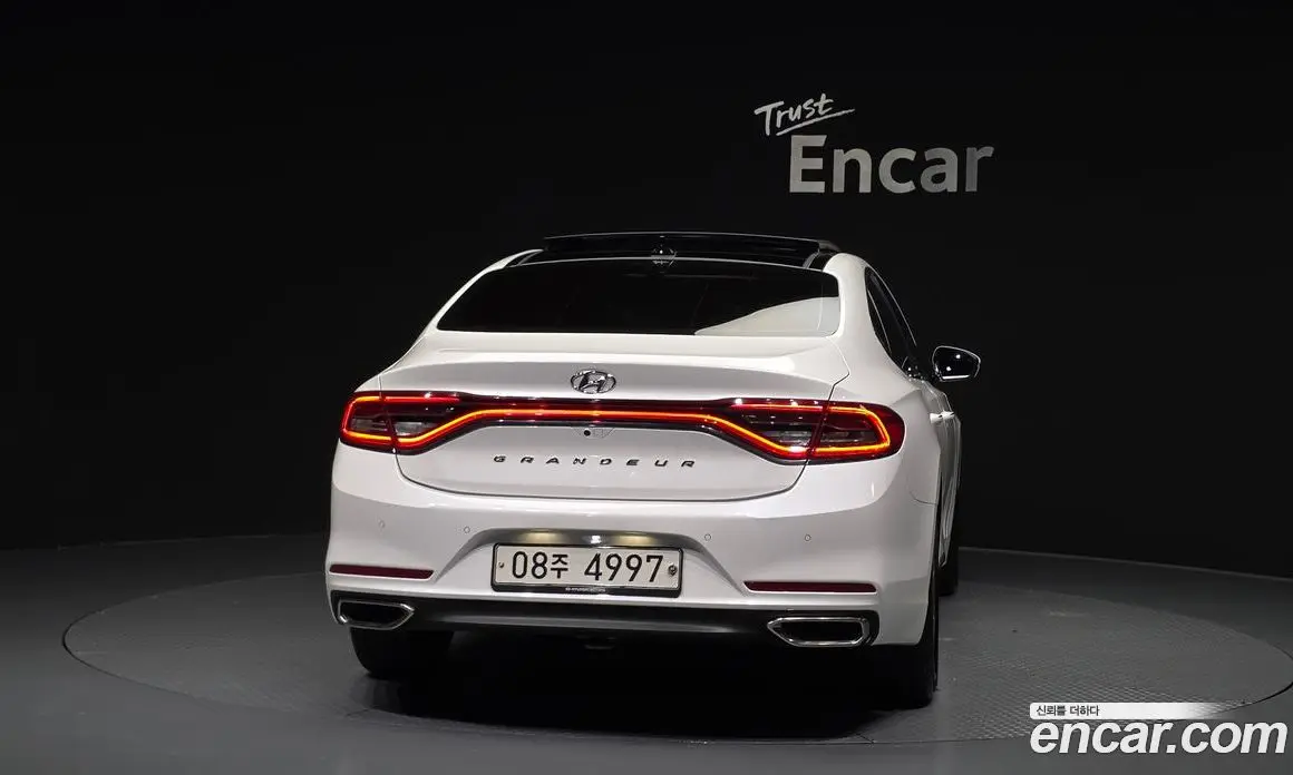Hyundai Grandeur 2018 2.4 автомат (гидро), фото 4
