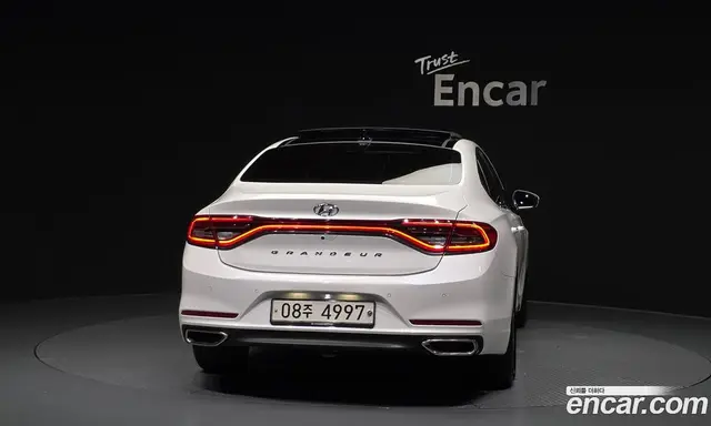 Hyundai Grandeur 2018 2.4 автомат (гидро), миниатюра 4