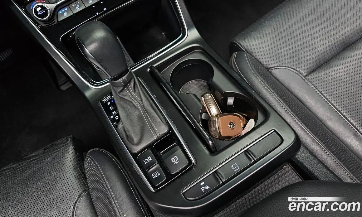 Hyundai Grandeur 2019 2.4 автомат (гидро), фото 11
