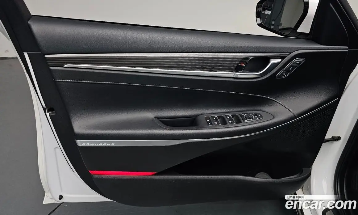 Hyundai Grandeur 2019 2.4 автомат (гидро), фото 13