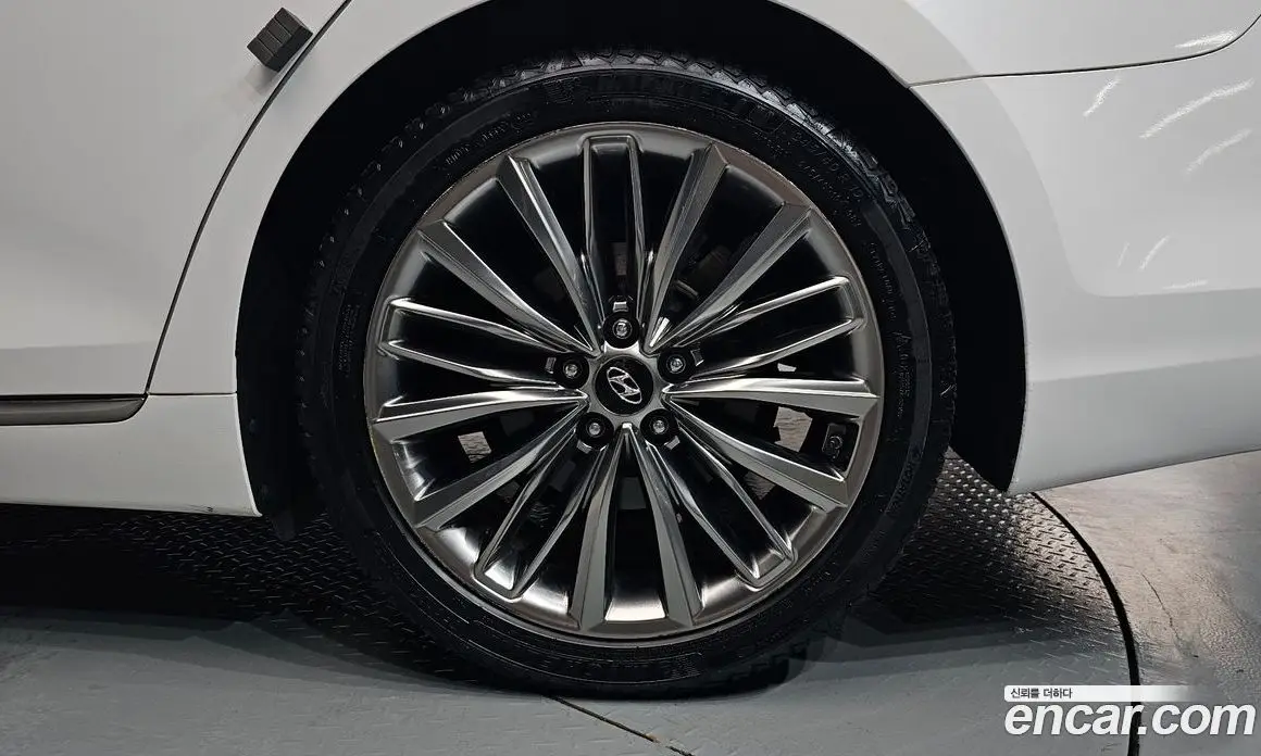 Hyundai Grandeur 2019 2.4 автомат (гидро), фото 6