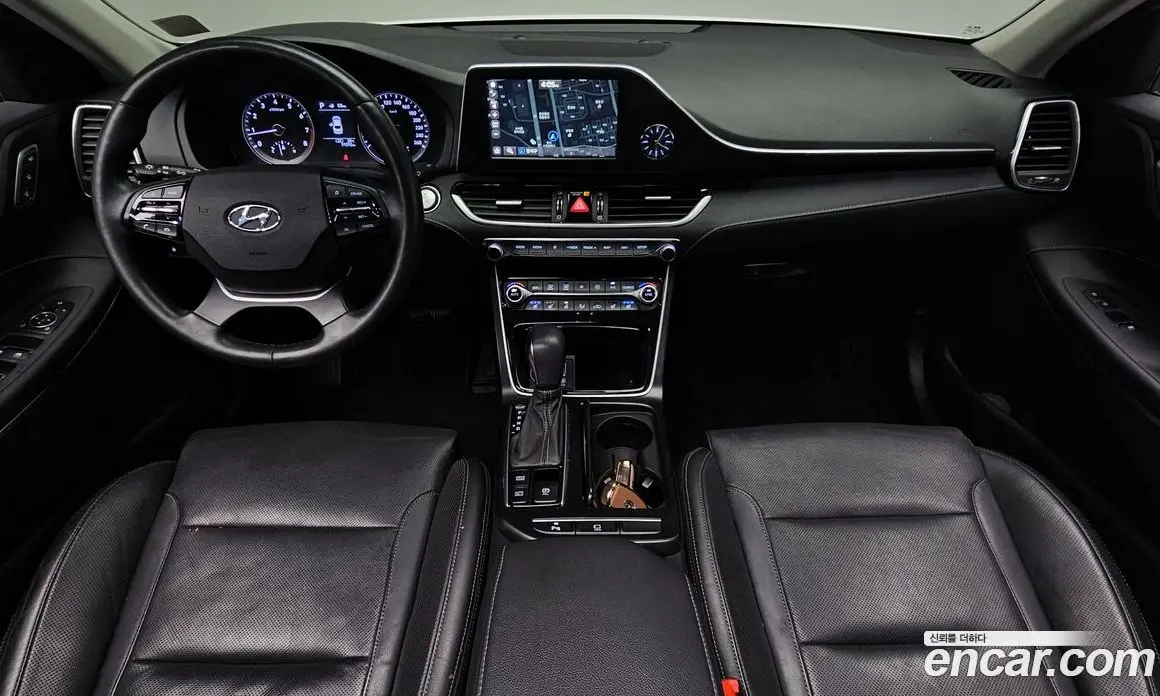 Hyundai Grandeur 2019 2.4 автомат (гидро), фото 9
