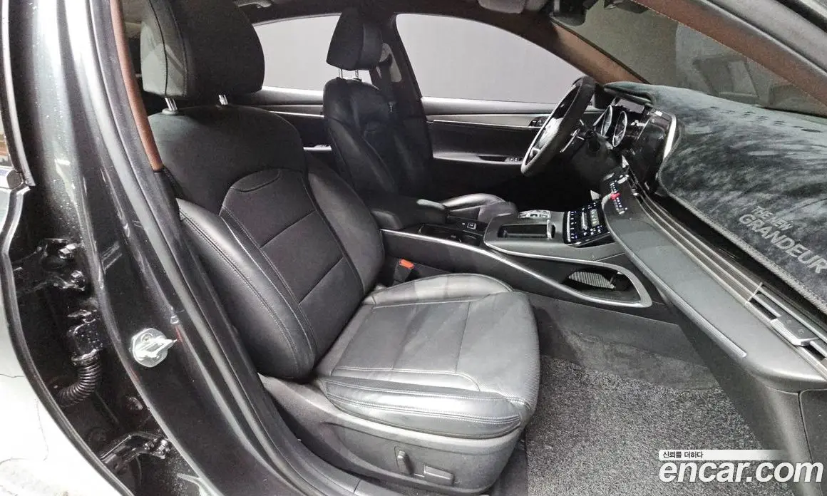 Hyundai Grandeur 2020 3.0 автомат (гидро), фото 16
