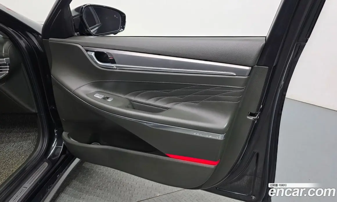 Hyundai Grandeur 2020 3.3 автомат (гидро), фото 14