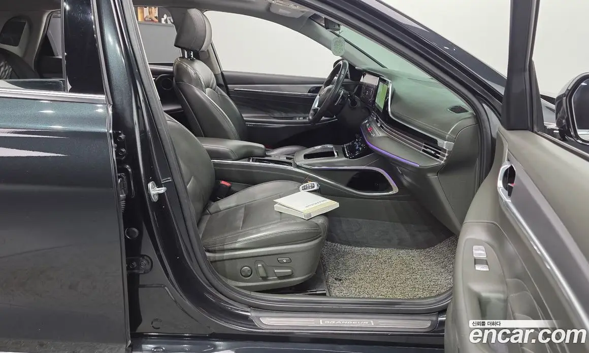Hyundai Grandeur 2020 3.3 автомат (гидро), фото 16