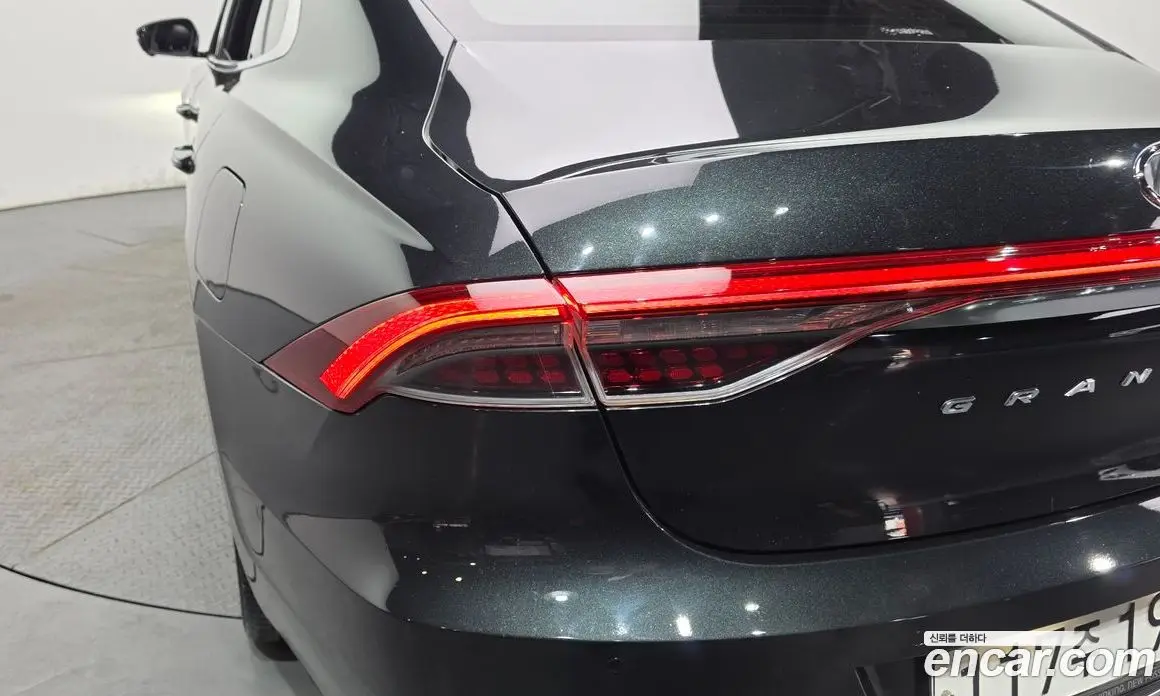 Hyundai Grandeur 2020 3.3 автомат (гидро), фото 9