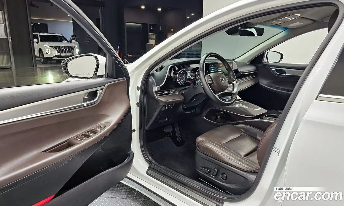 Hyundai Grandeur 2021 2.5 автомат (гидро), фото 10 Hyundai Grandeur 2021 2.5 автомат (гидро), фото 10