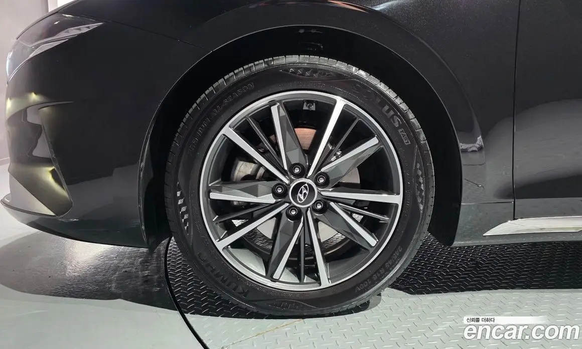 Hyundai Grandeur 2022 2.5 автомат (гидро), фото 5