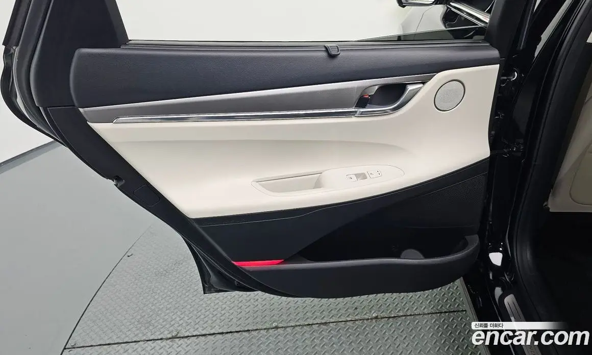 Hyundai Grandeur 2022 2.5 автомат (гидро), фото 15