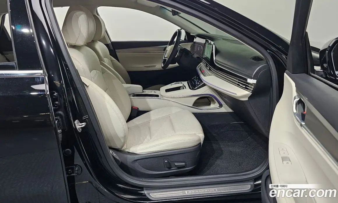 Hyundai Grandeur 2022 2.5 автомат (гидро), фото 16