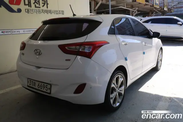 Hyundai i30 2013 1.6 автомат (гидро), миниатюра 2