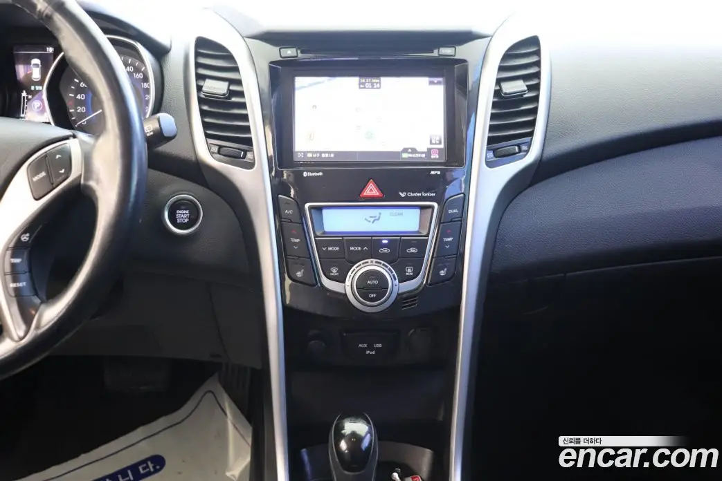 Hyundai i30 2013 1.6 автомат (гидро), фото 13