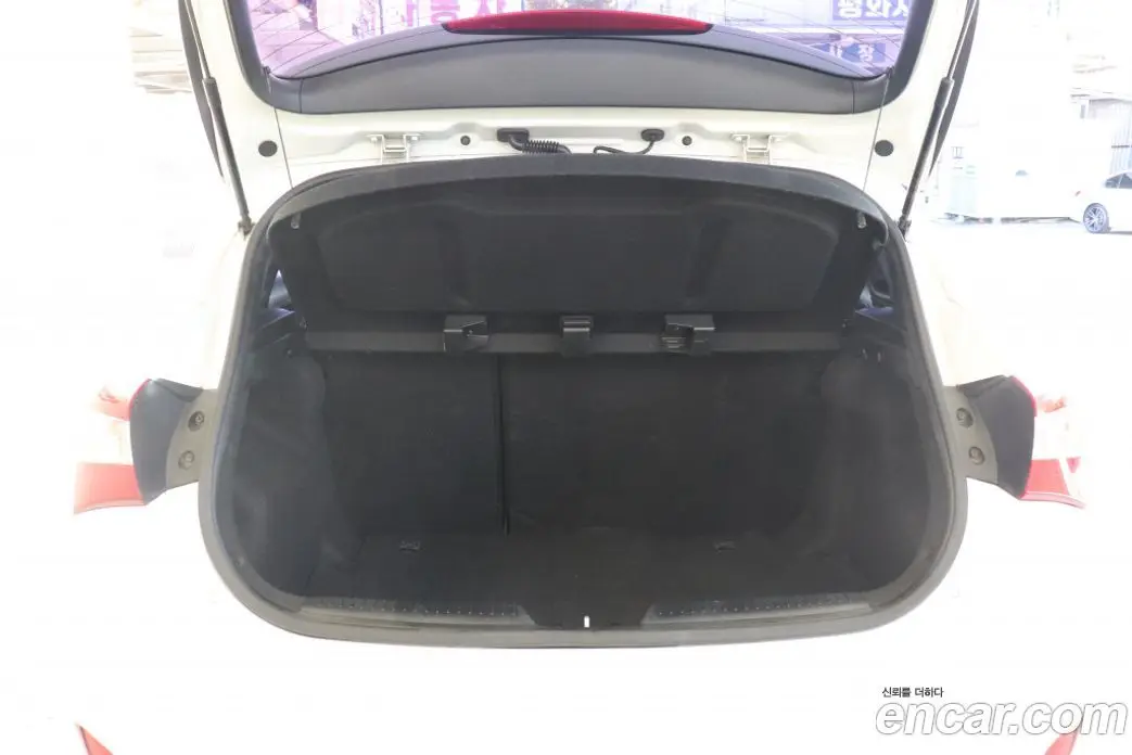 Hyundai i30 2013 1.6 автомат (гидро), фото 20