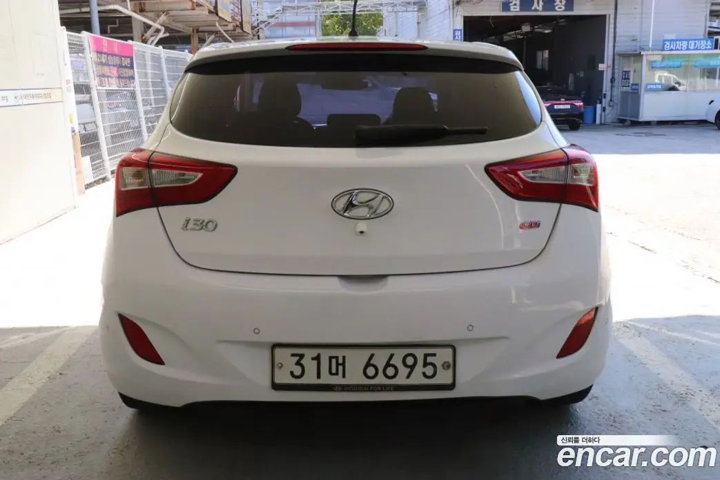 Hyundai i30 2013 1.6 автомат (гидро), фото 4