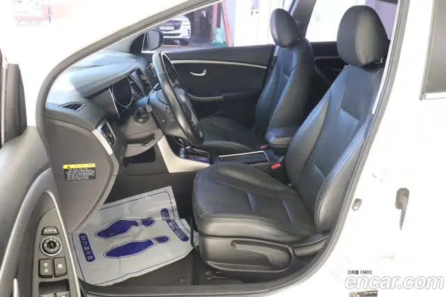 Hyundai i30 2013 1.6 автомат (гидро), миниатюра 7