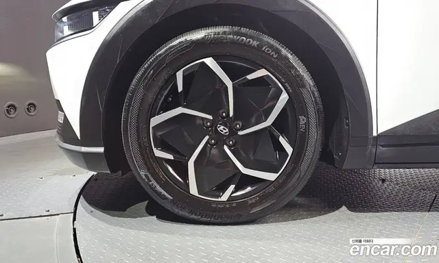 Hyundai Ioniq 5 2022 0.1 автомат (гидро), миниатюра 5