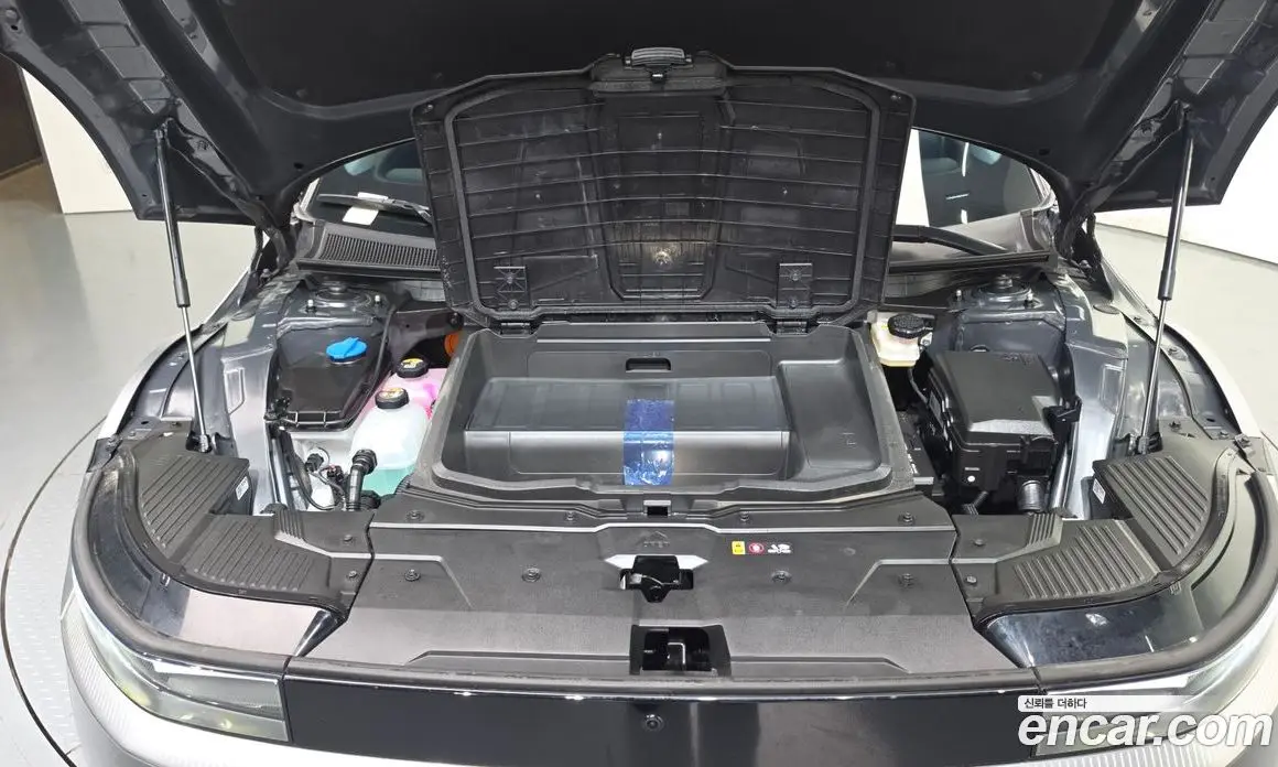Hyundai Ioniq 5 2024 0.1 автомат (гидро), фото 6 Hyundai Ioniq 5 2024 0.1 автомат (гидро), фото 6